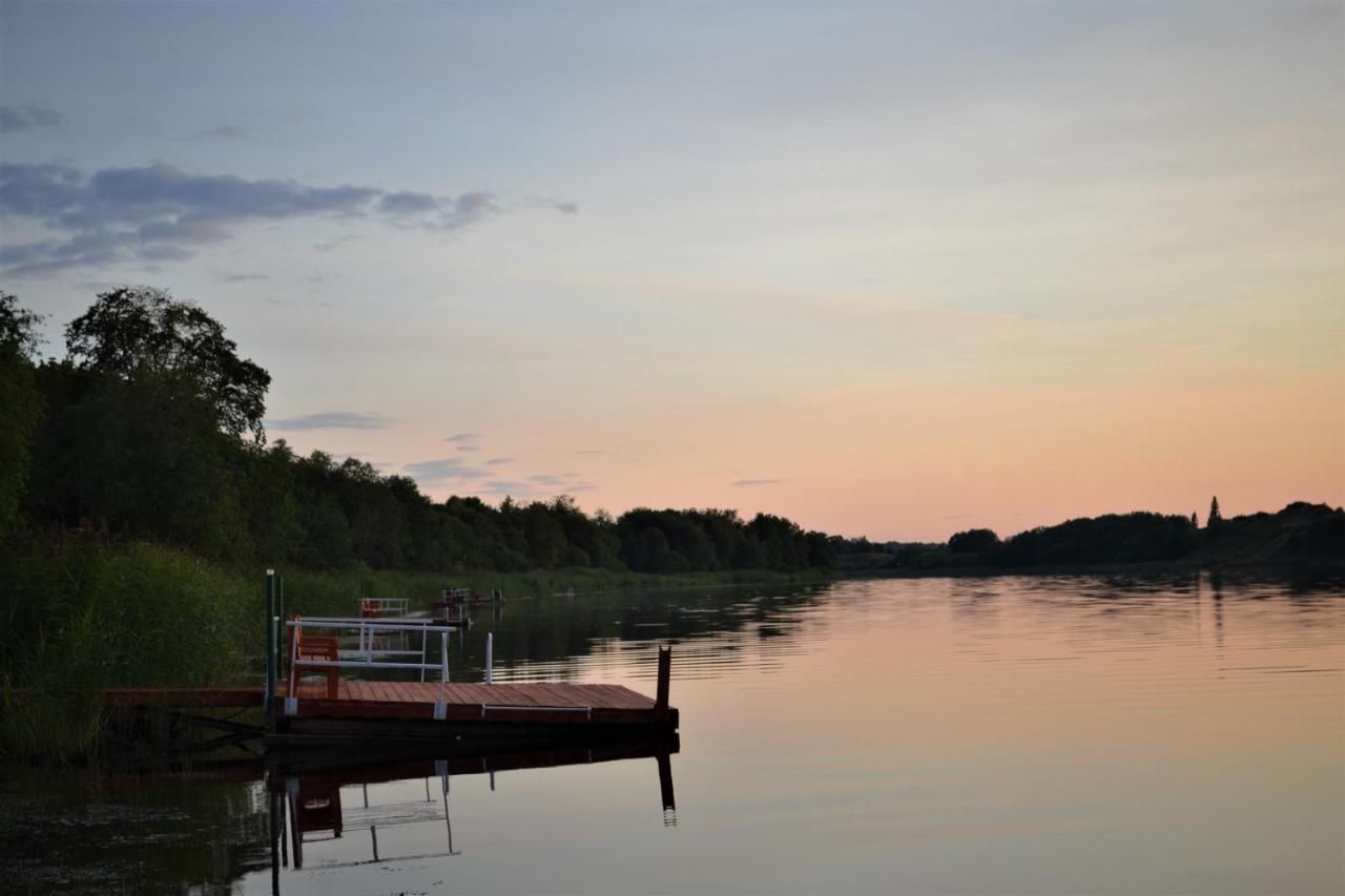 Baza Otdyha " Staroladojskaya Dacha " Otel Staraya Ladoga Dış mekan fotoğraf